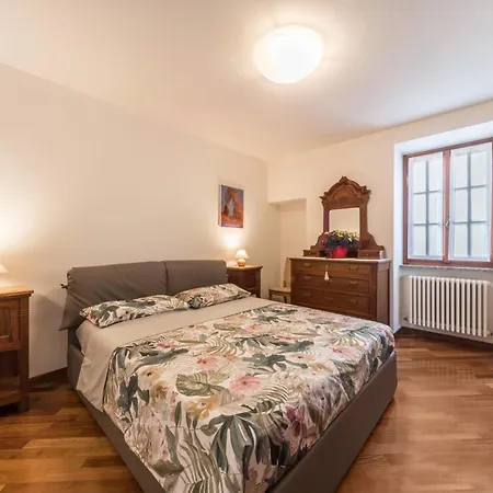 Un Passo Dal
